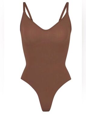 SKIMS Women's Scoop Neck Thong Bodysuit (Color: Jasper, Size: XL) in brand new.